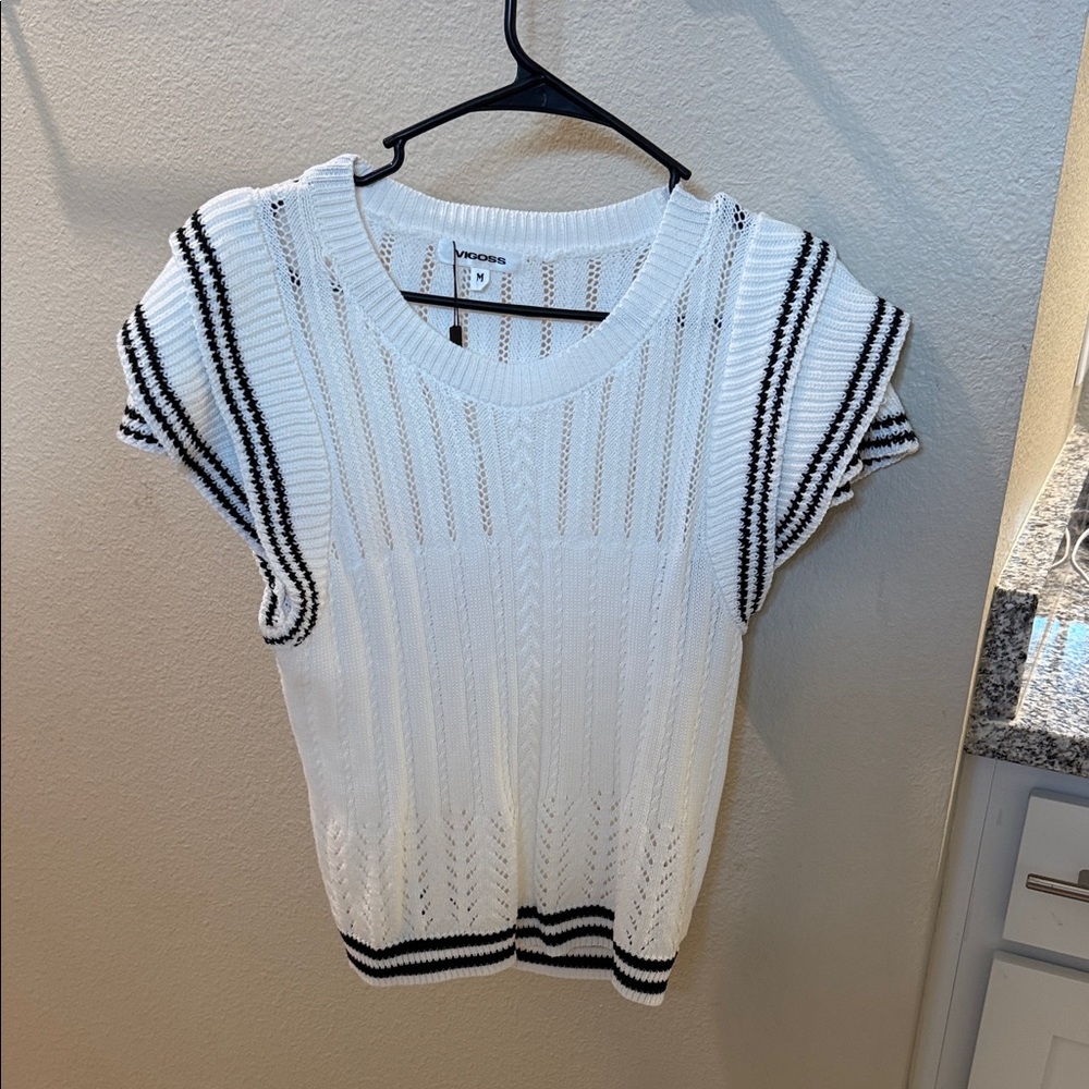 Women's White and Black knitted Striped Top